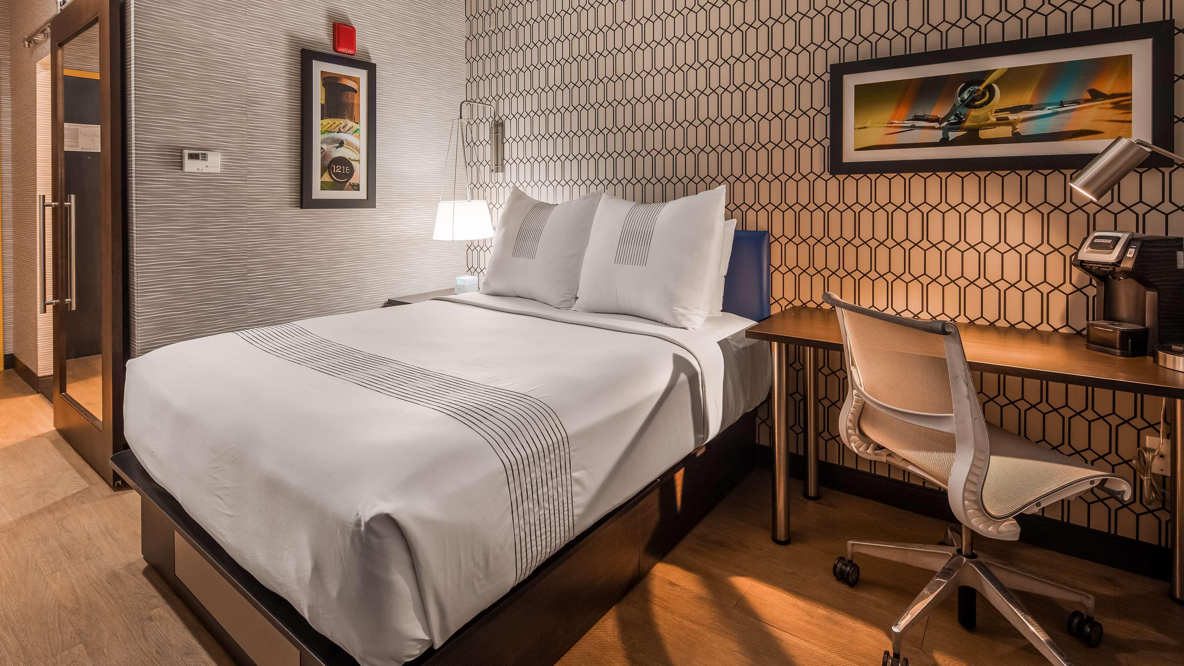 Glo Best Western Brooklyn Nyc Nova York Exterior foto