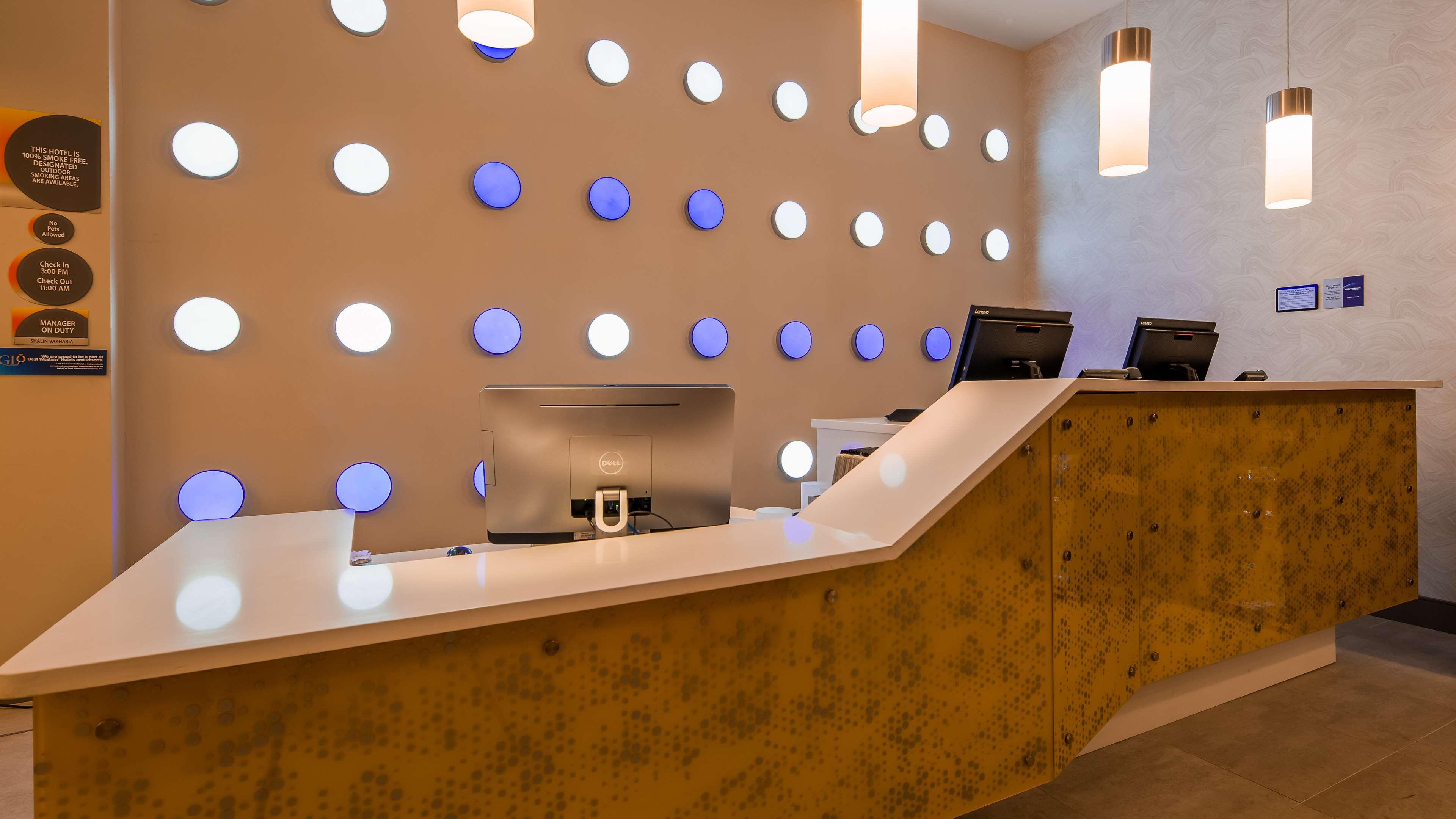 Glo Best Western Brooklyn Nyc Nova York Exterior foto