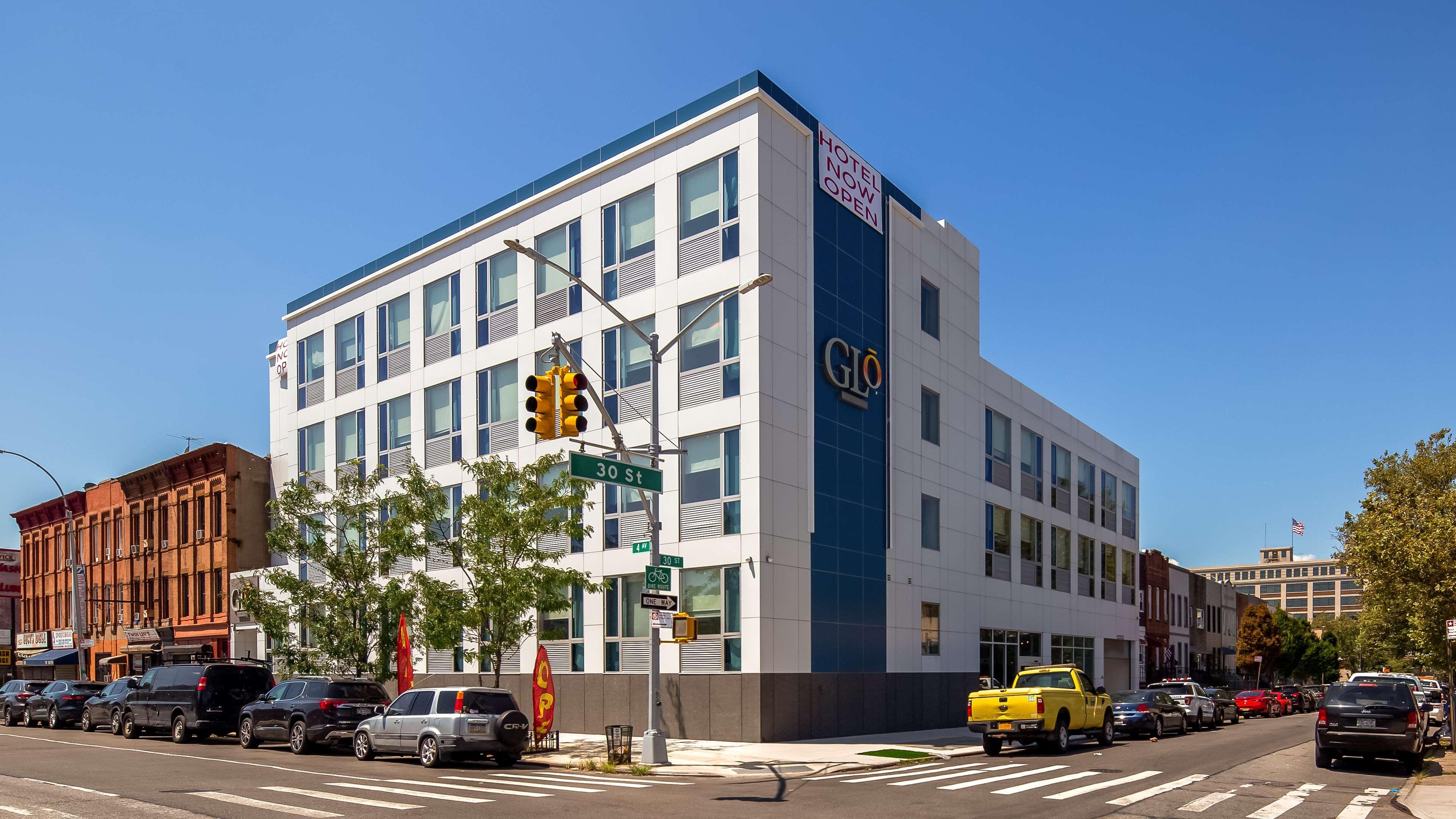 Glo Best Western Brooklyn Nyc Nova York Exterior foto