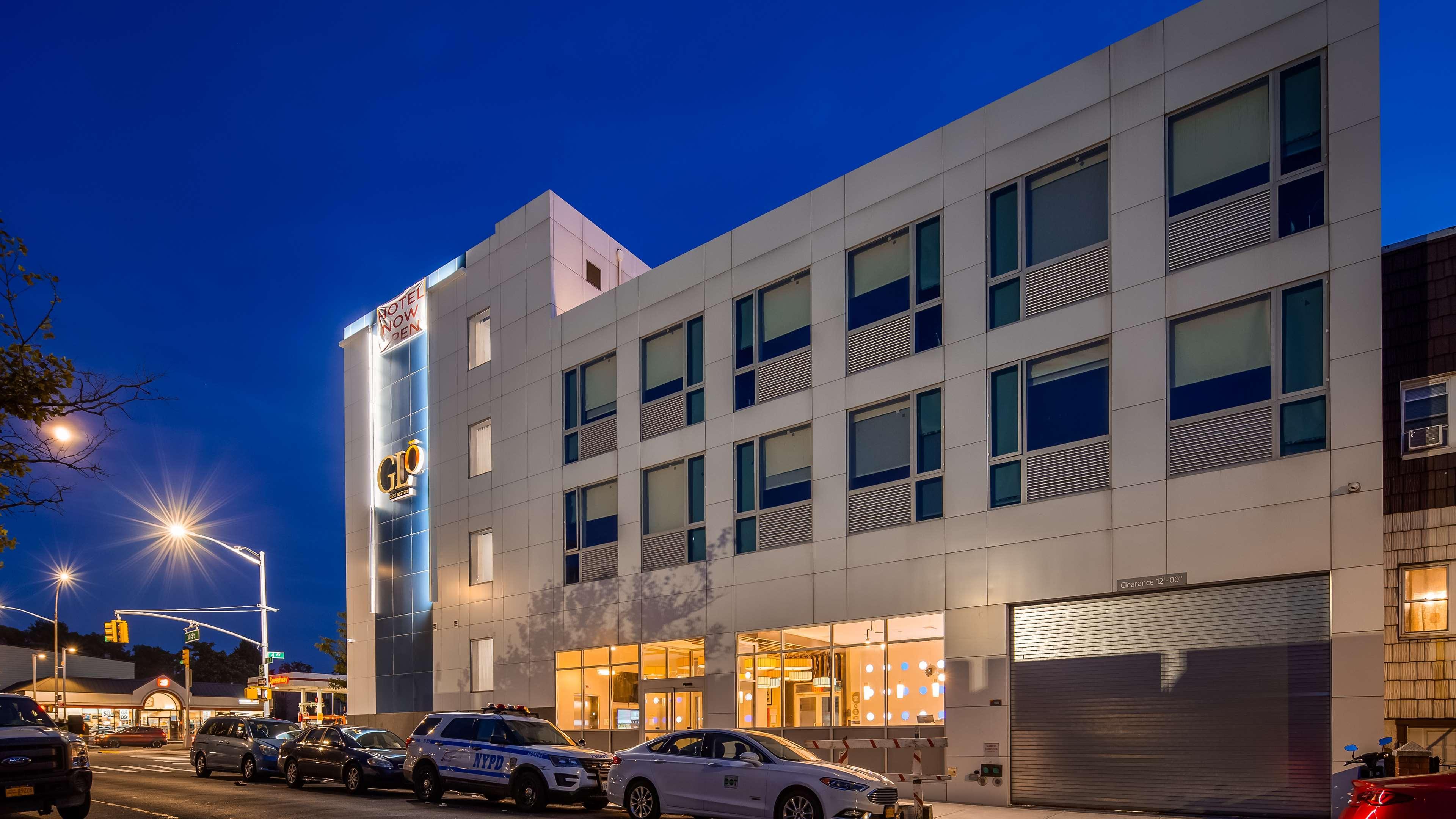 Glo Best Western Brooklyn Nyc Nova York Exterior foto