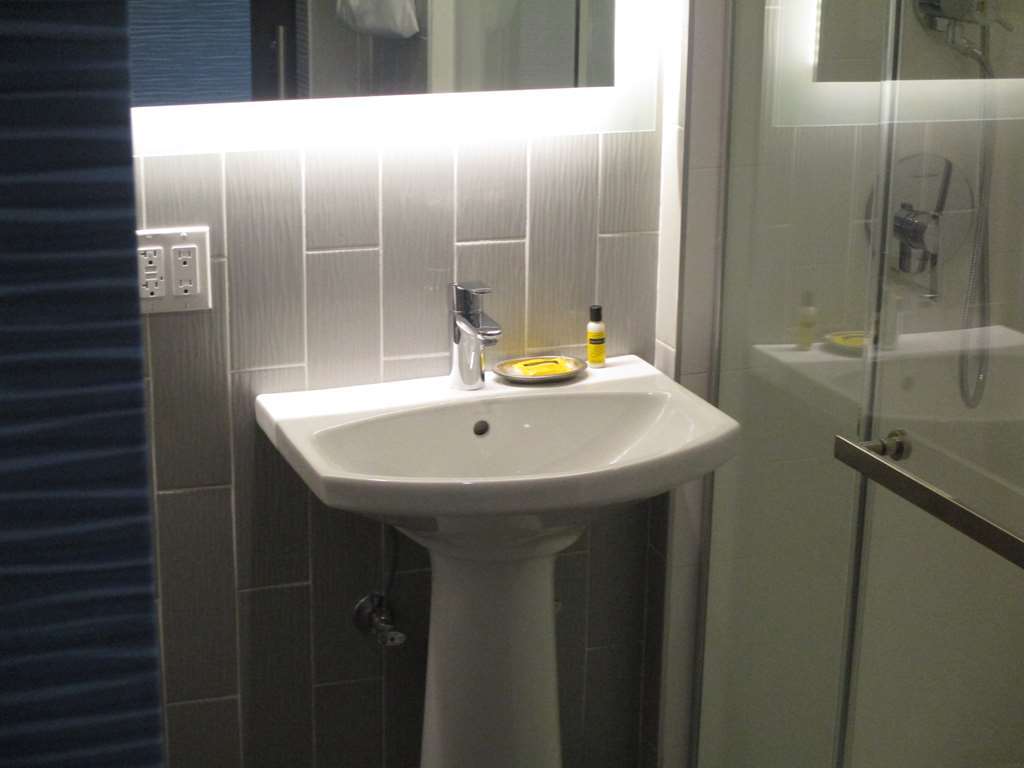 Glo Best Western Brooklyn Nyc Nova York Quarto foto